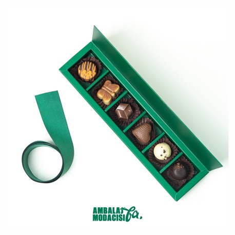 FUTURE BOX WİTH BAG 6 GÖZLÜ YEŞİL ÇİKOLATA KUTUSU ( 5 ADET )
