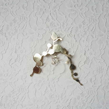 İnci tanesi - Broş I String of pearls - Brooch