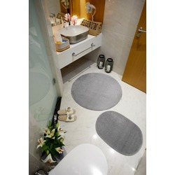 Peluş Kaymaz Tabanlı Banyo Takımı 
