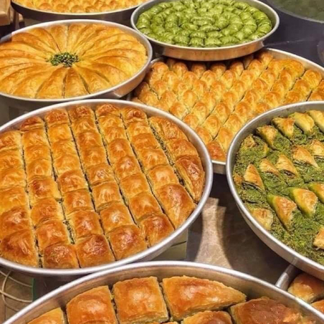 Direk Antepten 1.Sınıf Doğal Antep Baklavası | Bol Antep Fıstıklı | Sade Yağlı | 2 KG