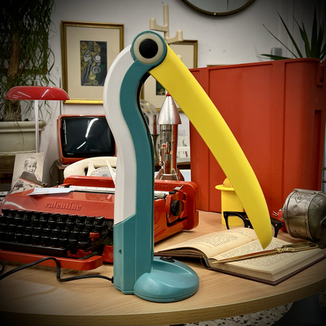 Huangslite Industrial, Postmodern 'Toucan' Lamp 