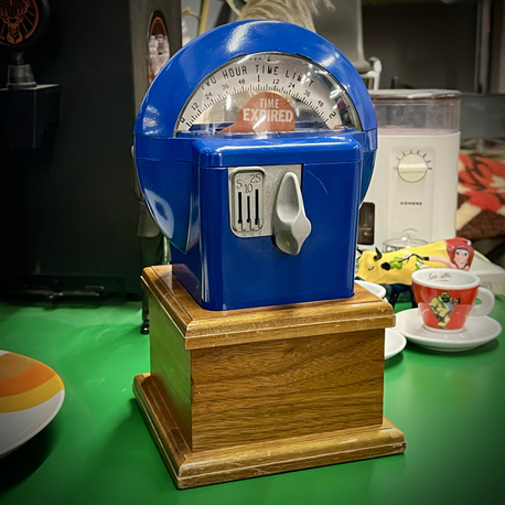 Duncan Industries 'Fine-Time Banking' Parking Meter
