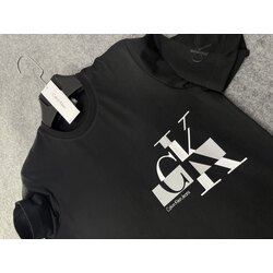 Calvin Klein Siyah