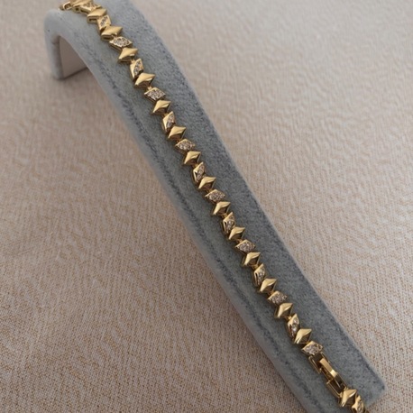 Gold bilekli