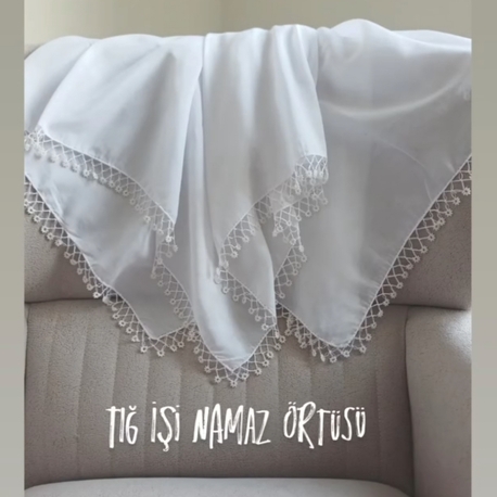 Tığ işi namaz örtüsü 