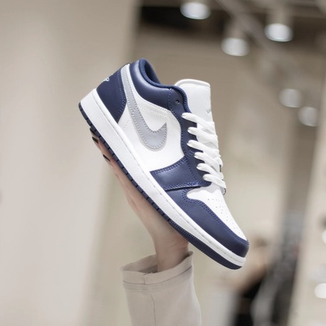 Nike Air Jordan 1 Low Wolf Grey Midnight Navy