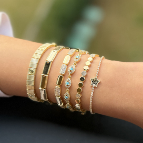 Gold Yıldız Figürlü Su Yolu Bileklik
