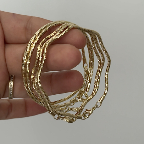Xuping pullu tel zikzak bileklik ( 55 mm ) 