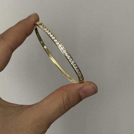 Xuping taşlı basic kelepçe (60 mm)
