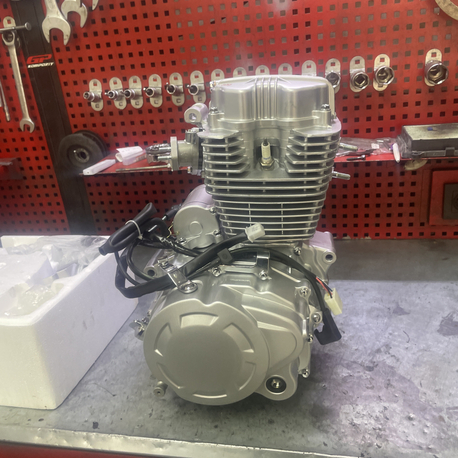 Sıfır 200 cc motor 