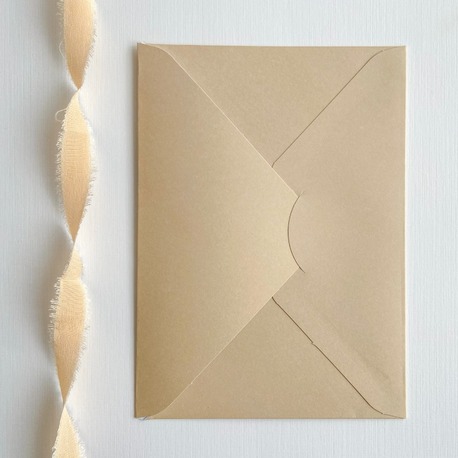 50 Adet Krem Rengi Zarf (13x18 cm)