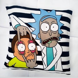 Rick and Morty yastık