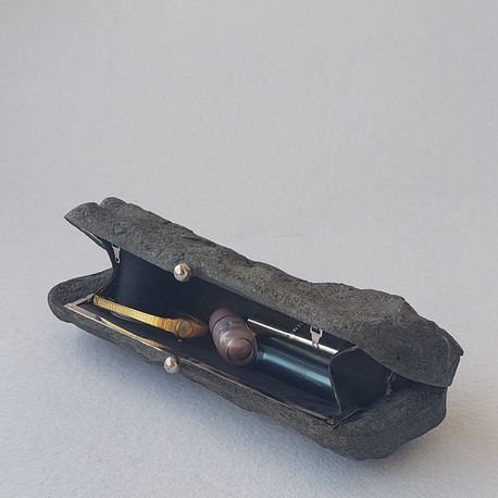 PURSE ( stone like)