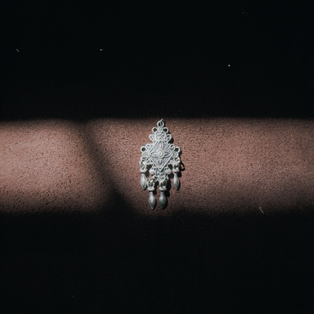 RELIC / 02 — VEIL