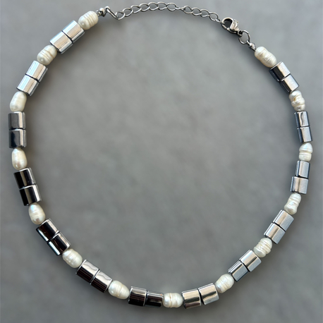 Grey choker