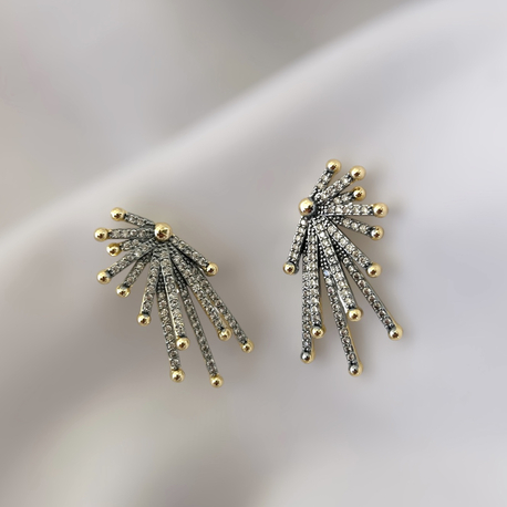 Night glow earring