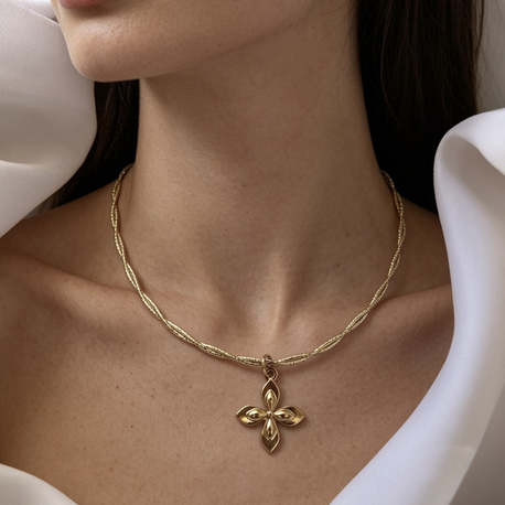 Soft Fleur Choker