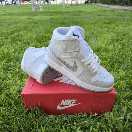 NİKE AİR JORDEN(İTHAL) UNISEX SPOR AYAKKABI 