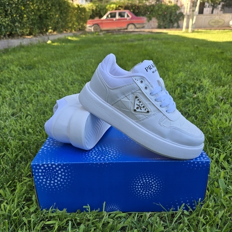 PRADA(İTHAL FAZLASI) BAYAN SPOR AYAKKABI