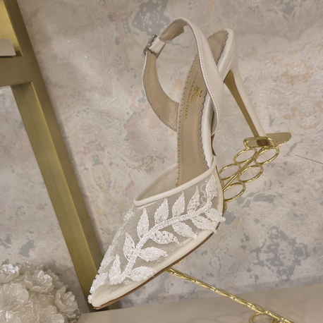 Flora İşlemeli Stiletto - Beyaz Özel Tasarım