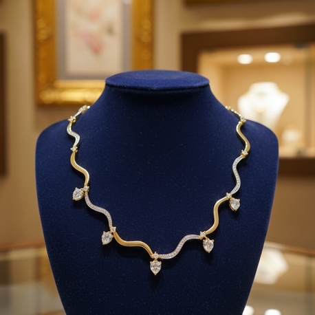 Luxe Aşk Işıltısı Kolye