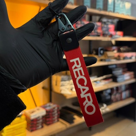 1. KALİTE ANAHTARLIK RECARO