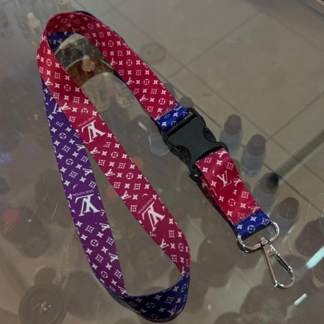 1. KALİTE AYNA İPİ LOUIS VUITTON BUKALEMUN