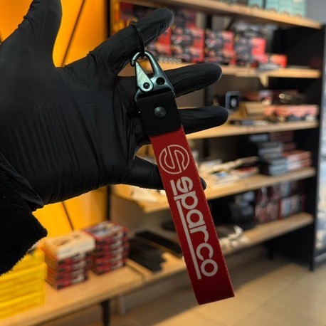 1. KALİTE ANAHTARLIK KIRMIZI SPARCO
