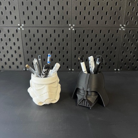 Stormtrooper ve Darth Vader Kalemlik
