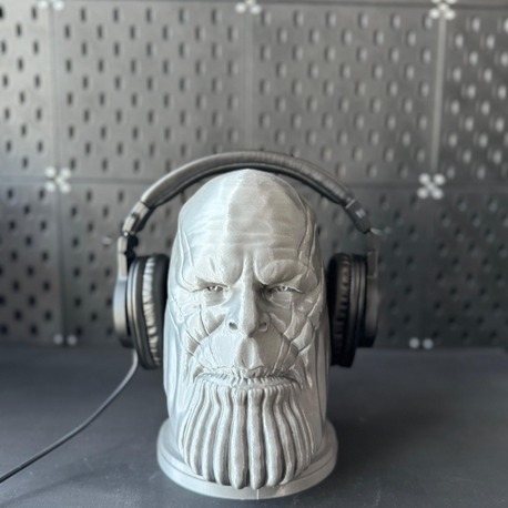 Thanos Kulaklık Standı