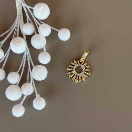 Çelik Gold Taşlı Yuvarlak Charm 
