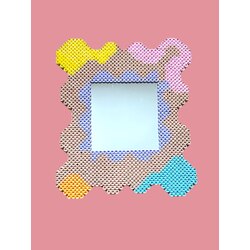 Mia Pixel Ayna