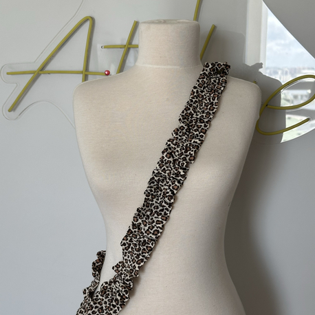 Leopar telefon askısı