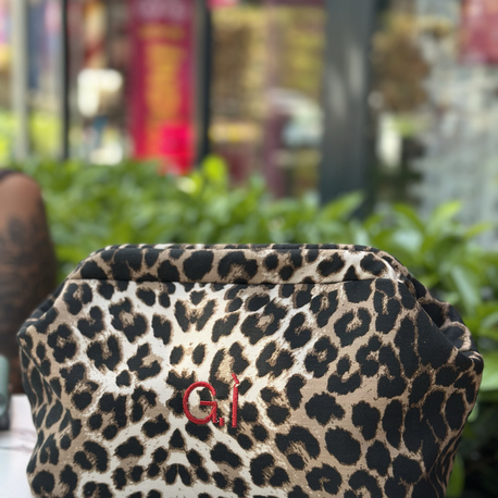 Kişiselleştirilebilir clutch çanta