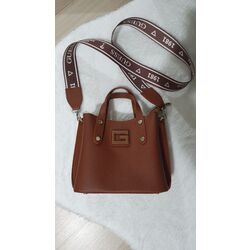 Guess Çapraz Askılı Model 