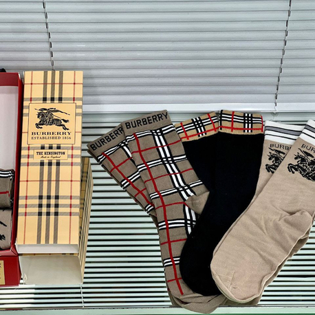 Burbery Kokulu Çorap 6li Set