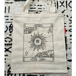 THE SUN TAROT CARD