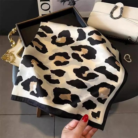 Leopar Fular