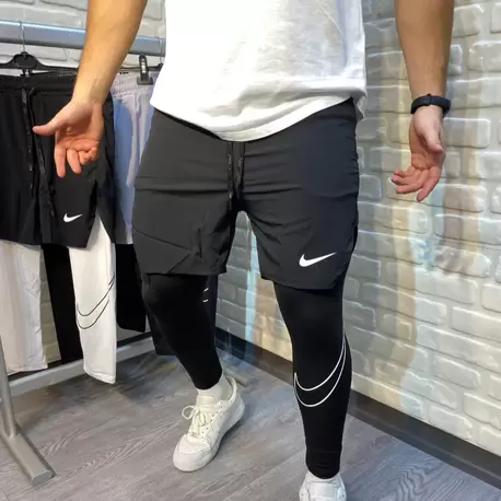 Nike Uzun Taytlı Şort
