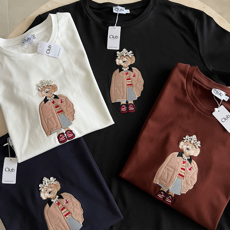 Taşlı Köpek B Tshirt