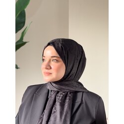Yonca Serisi Siyah Y001