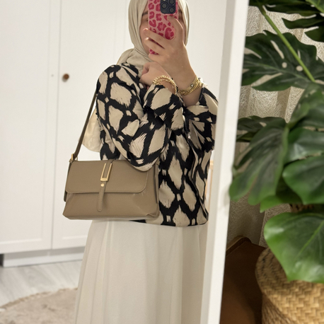 Elira Vizon Pinterest Model El ve Omuz Çantası