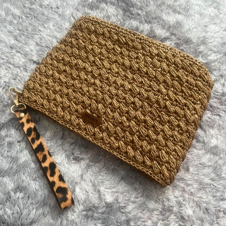 Alya Clutch Model