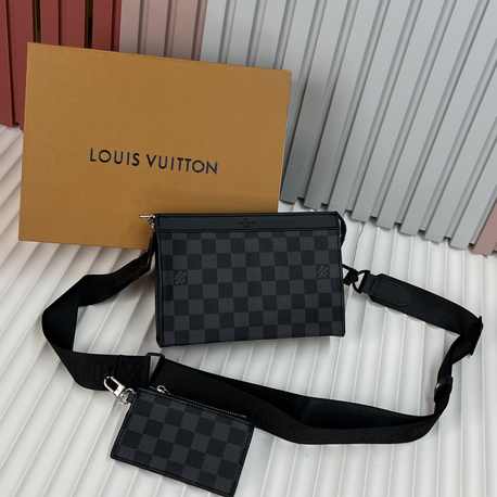 LV Gaston Wearable 
