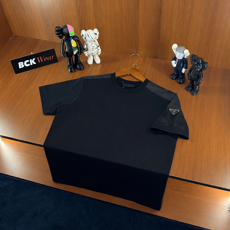 Prada Premium Kol Detaylı T-shirt