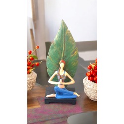 Yogacı KIz