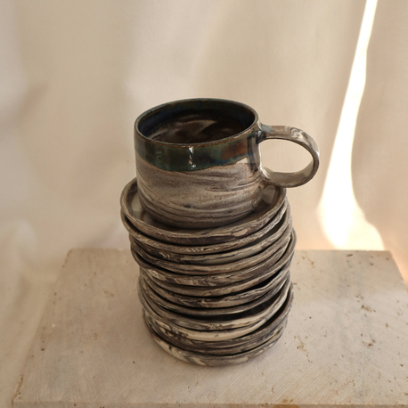 Siyah Stoneware Kupa