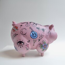  dövmeli piggybank kumbara