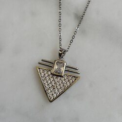 Silver Triangle Kolye