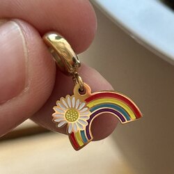 Gökkuşağı Charm